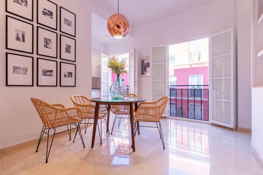 Mumu Luxury Suite Lirio Sevilla Kültér fotó