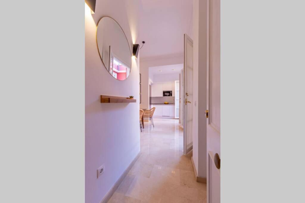 Mumu Luxury Suite Lirio Sevilla Kültér fotó