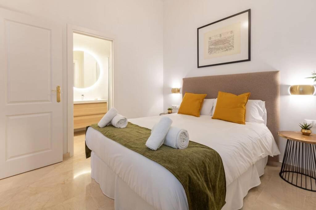 Mumu Luxury Suite Lirio Sevilla Kültér fotó