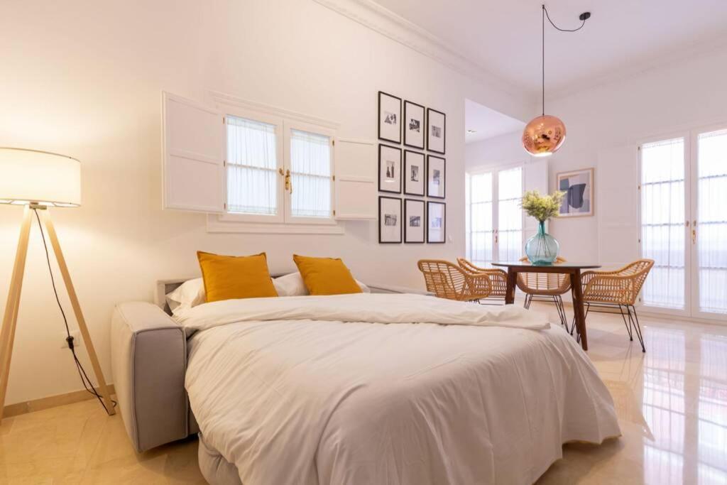 Mumu Luxury Suite Lirio Sevilla Kültér fotó